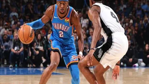 申花遭遇史上最艰难赛程，斯卢茨基战术革新或定胜负